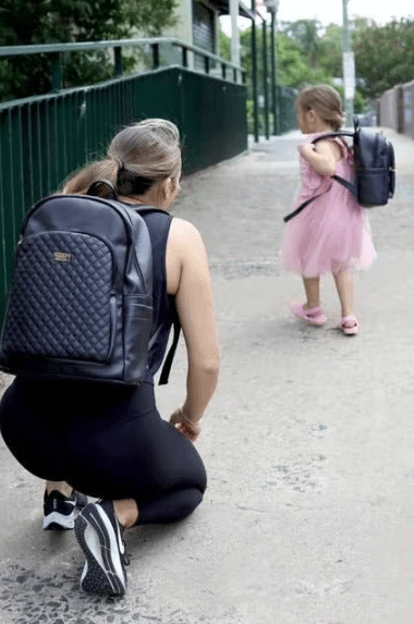 mochila para madres